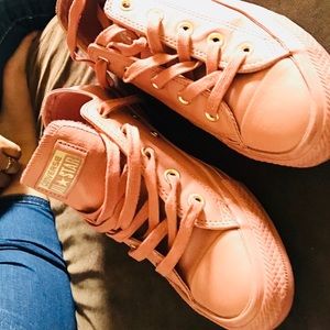 Converse leather sand color